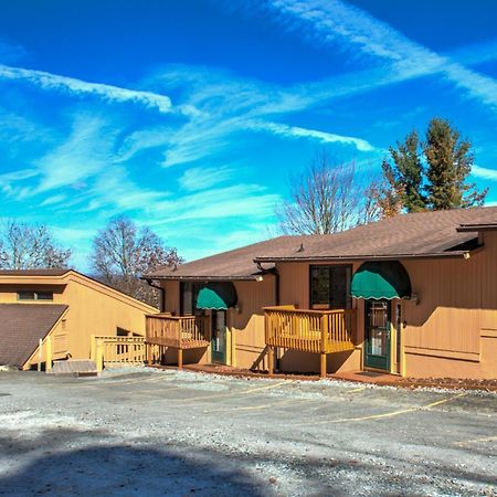 Cedar Village Condominiums ビーチ・マウンテン エクステリア 写真