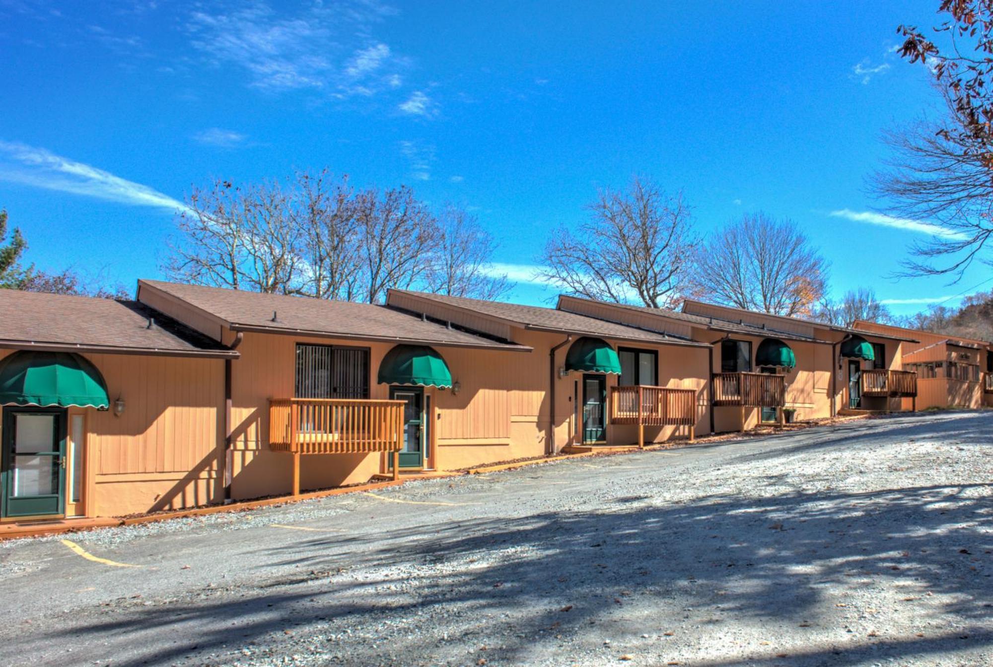Cedar Village Condominiums ビーチ・マウンテン エクステリア 写真